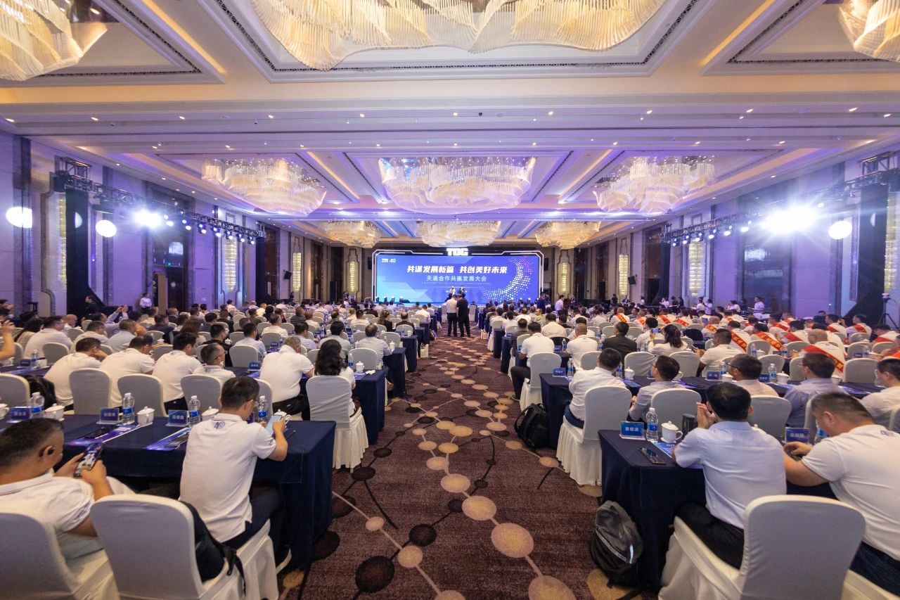 1727597864651712.jpg 000b20f3b3d118482ab27c94336c0a8e.jpg